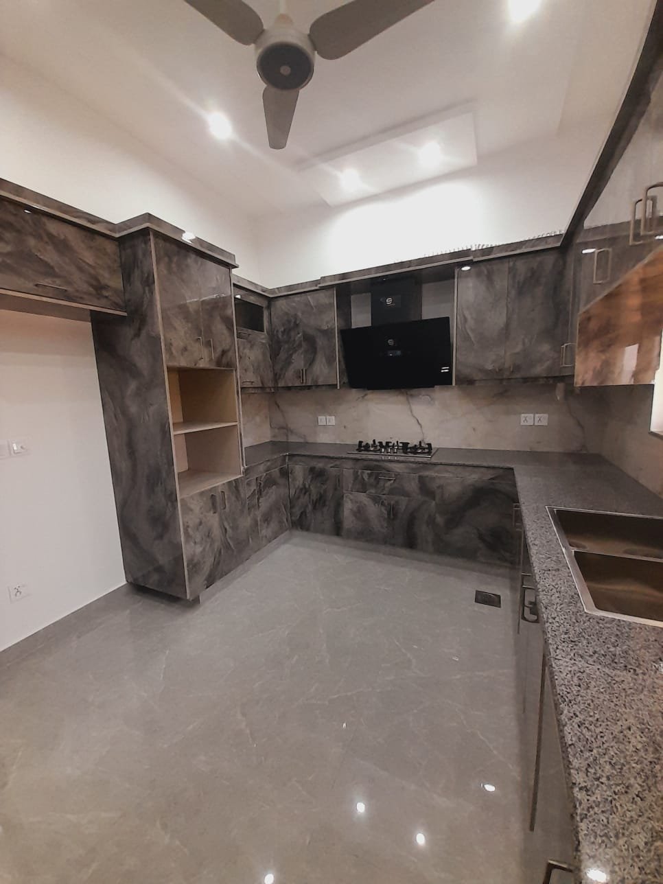 Property Media 16