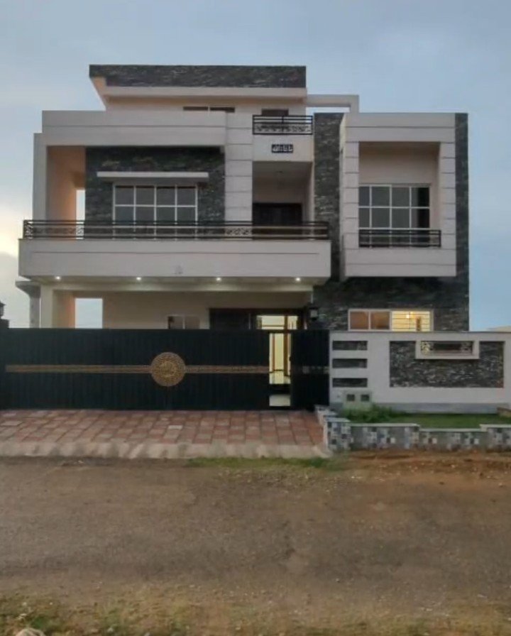 Brand new house for sale in 14/3 Islamabad