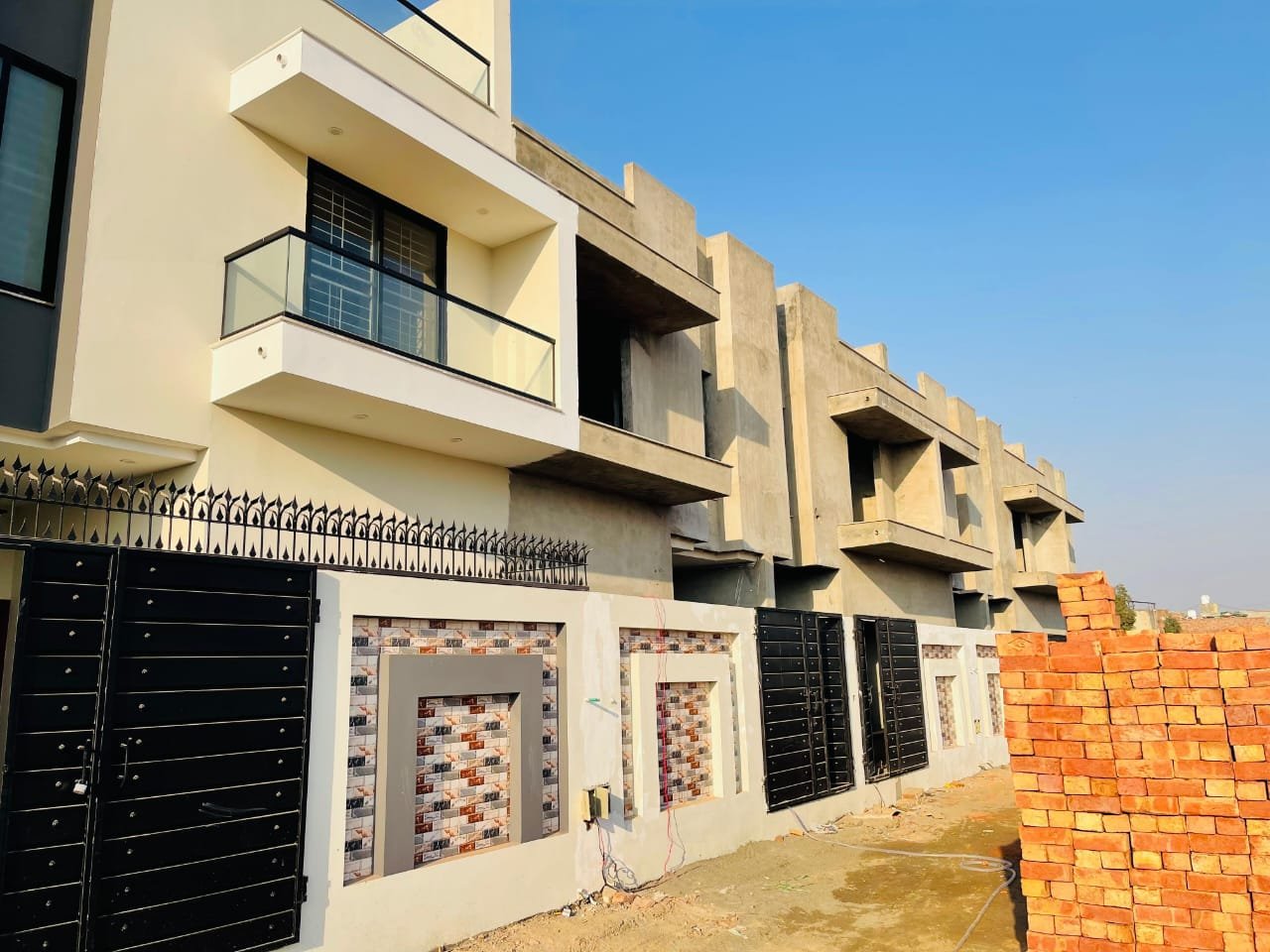 Property Media 2
